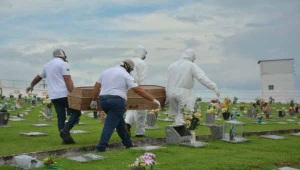 Acre se aproxima de 850 mortes pela covid-19; dois óbitos foram confirmados hoje